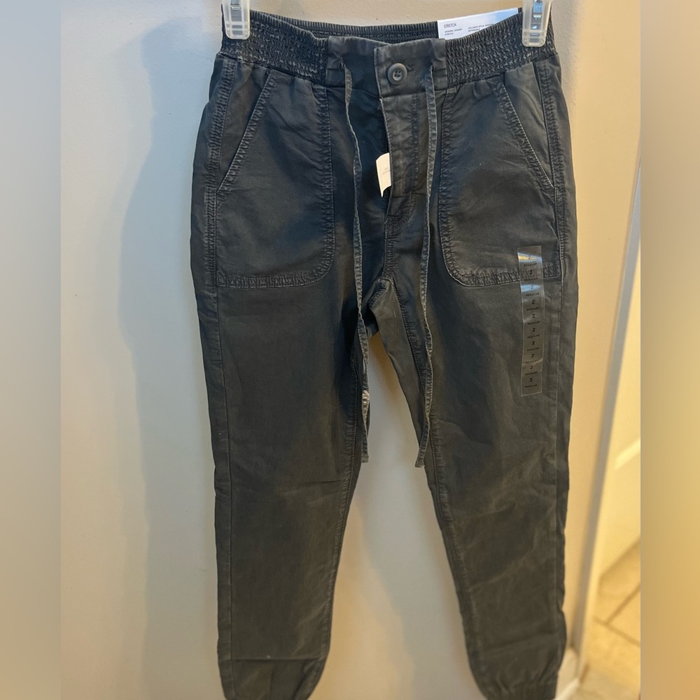 American eagle joggers